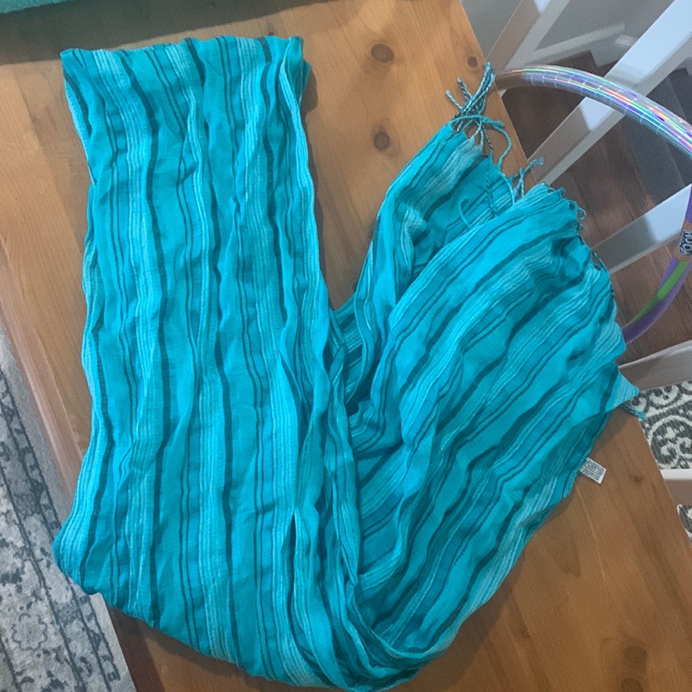 Italian scarf-linen blend